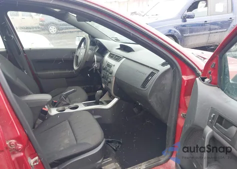 2011 Ford Focus Se z USA, uszkodzony, nr VIN 1FAHP3FN4BW116150